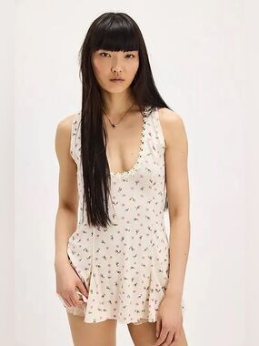 Free People Bali Isn’t It Lovely Knit Tunic Mini Dress Floral Daisy Trim NWOT
